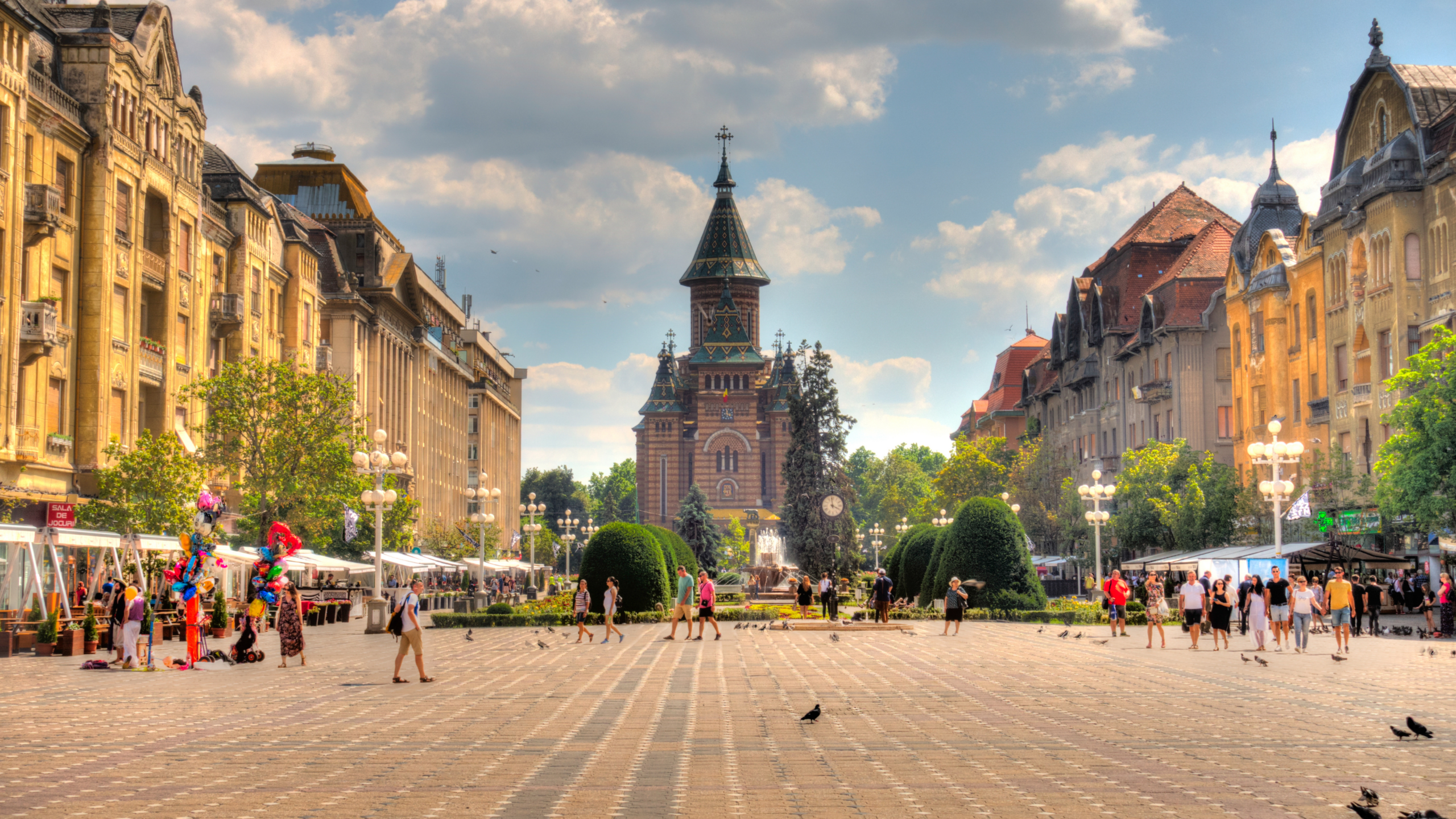 large square with Orthodox Church at end
