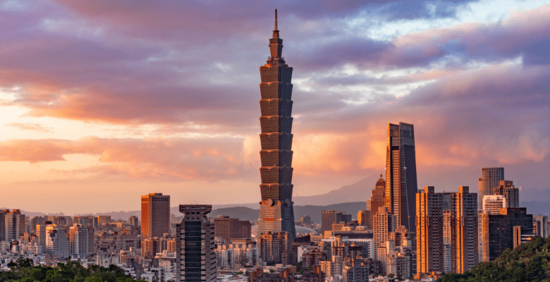 skyline of Taipei Taiwan at sunset