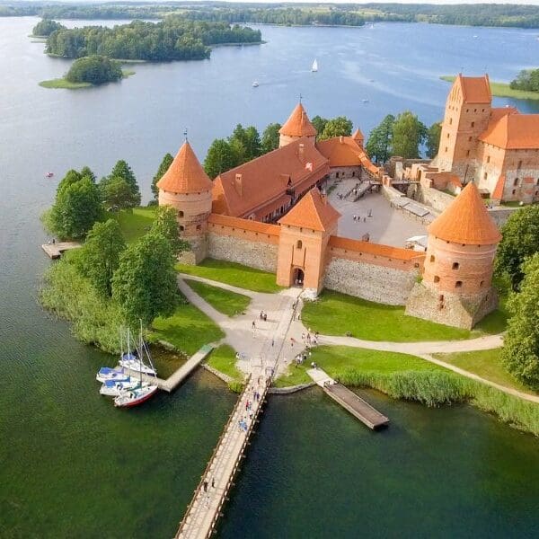 castle on an island in lithuania